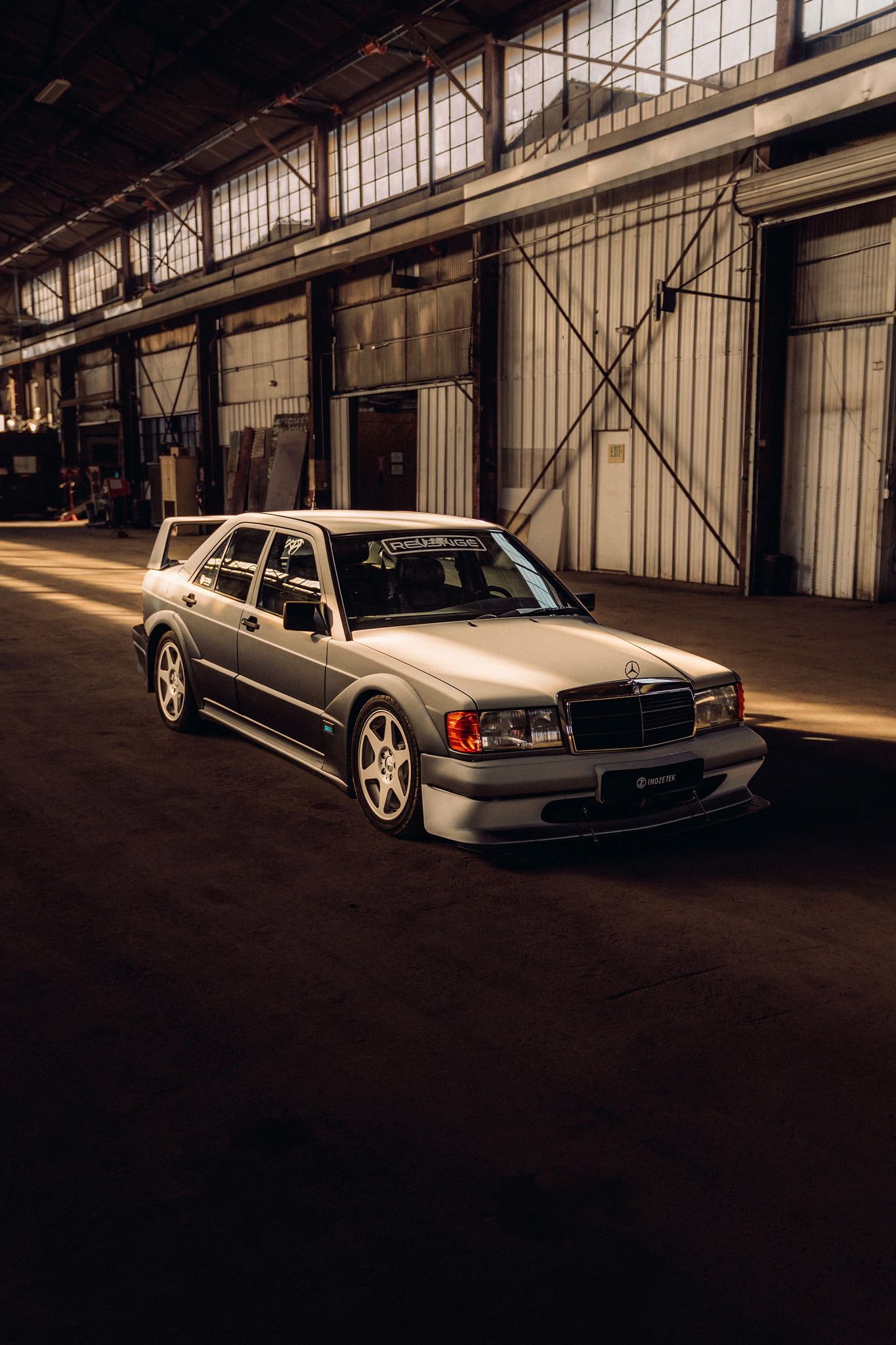 Silver classic performance wagon
